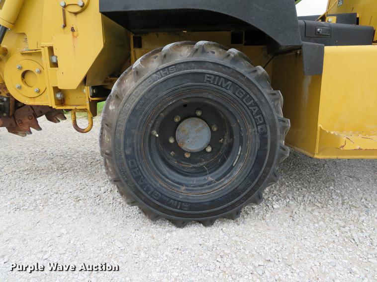 image for item DE8140 2008 Vermeer RT650 trencher
