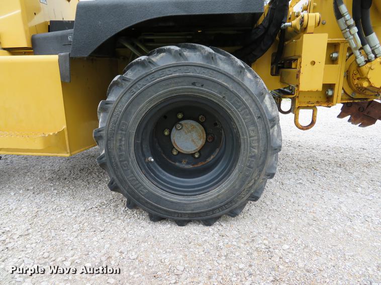 image for item DE8140 2008 Vermeer RT650 trencher