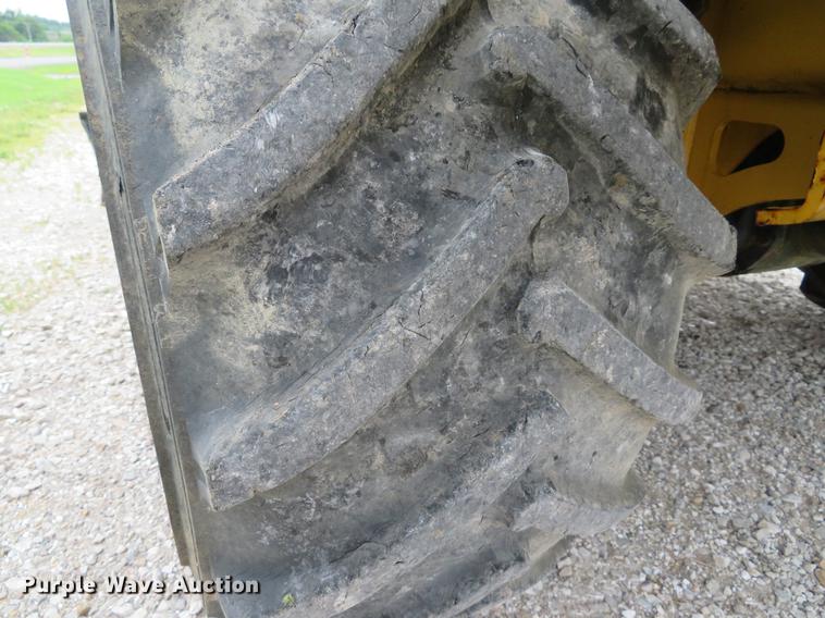 image for item DE8140 2008 Vermeer RT650 trencher