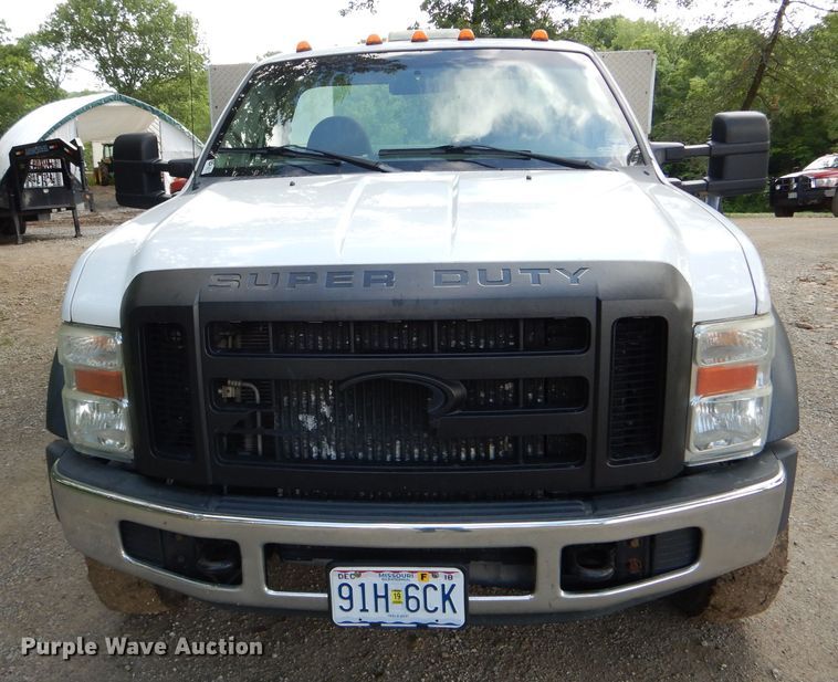 image for item DE8489 2008 Ford F450 Super Duty XL utility bed truck