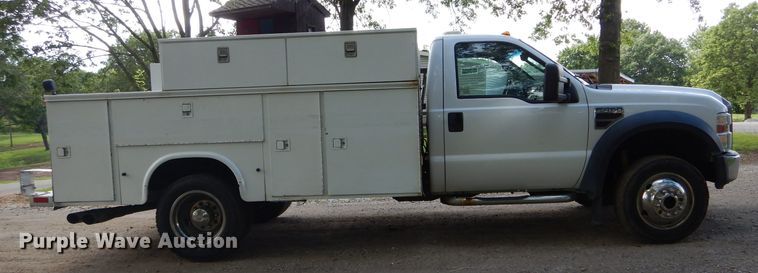 image for item DE8489 2008 Ford F450 Super Duty XL utility bed truck