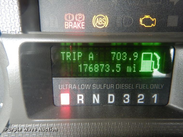 image for item DE8489 2008 Ford F450 Super Duty XL utility bed truck