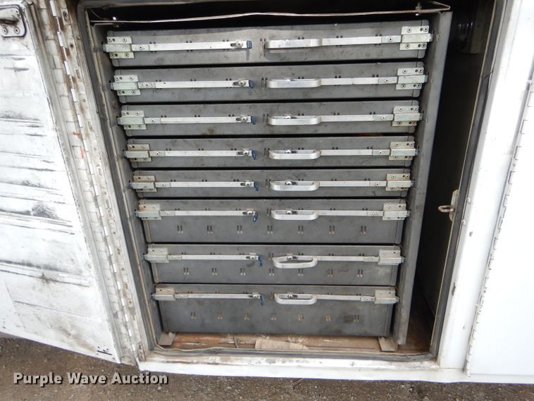 image for item DE8489 2008 Ford F450 Super Duty XL utility bed truck