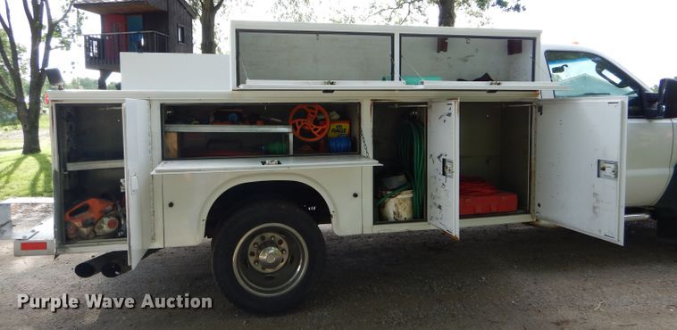 image for item DE8489 2008 Ford F450 Super Duty XL utility bed truck