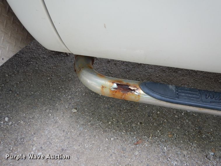 image for item DE8489 2008 Ford F450 Super Duty XL utility bed truck