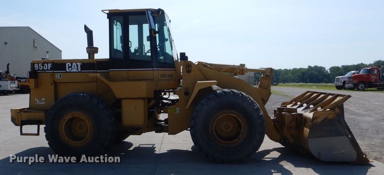 image for item DE8495 1995 Caterpillar 950F Series II wheel loader