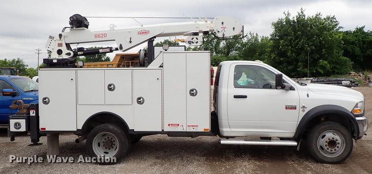 image for item DF1204 2011 Dodge Ram 5500 service truck with crane