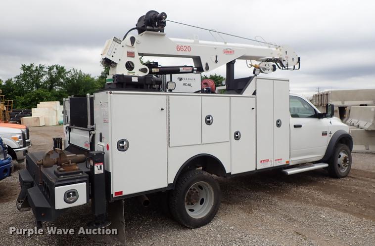 image for item DF1204 2011 Dodge Ram 5500 service truck with crane