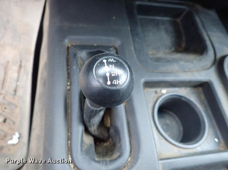 image for item DF1204 2011 Dodge Ram 5500 service truck with crane