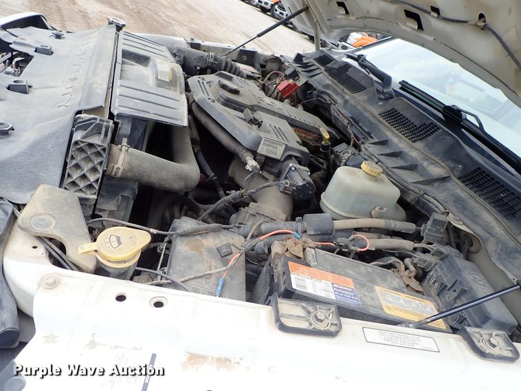 image for item DF1204 2011 Dodge Ram 5500 service truck with crane