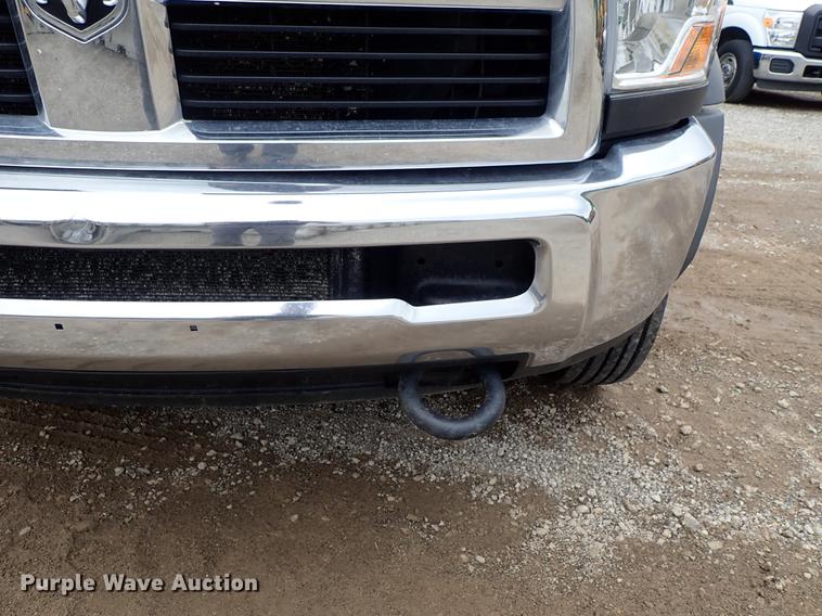 image for item DF1204 2011 Dodge Ram 5500 service truck with crane