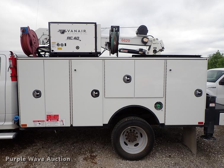 image for item DF1204 2011 Dodge Ram 5500 service truck with crane