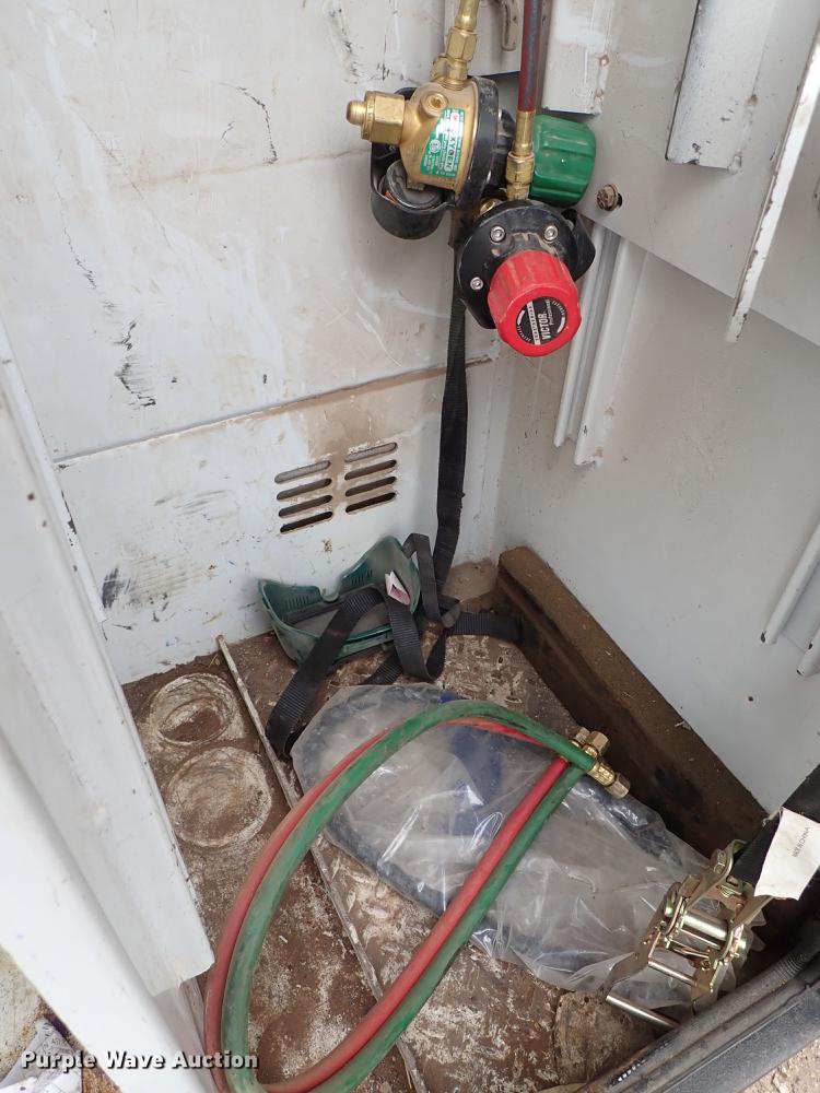 image for item DF1204 2011 Dodge Ram 5500 service truck with crane