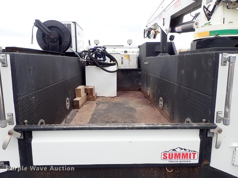 image for item DF1204 2011 Dodge Ram 5500 service truck with crane