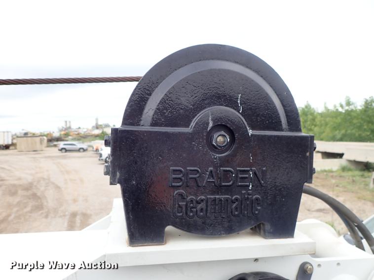 image for item DF1204 2011 Dodge Ram 5500 service truck with crane