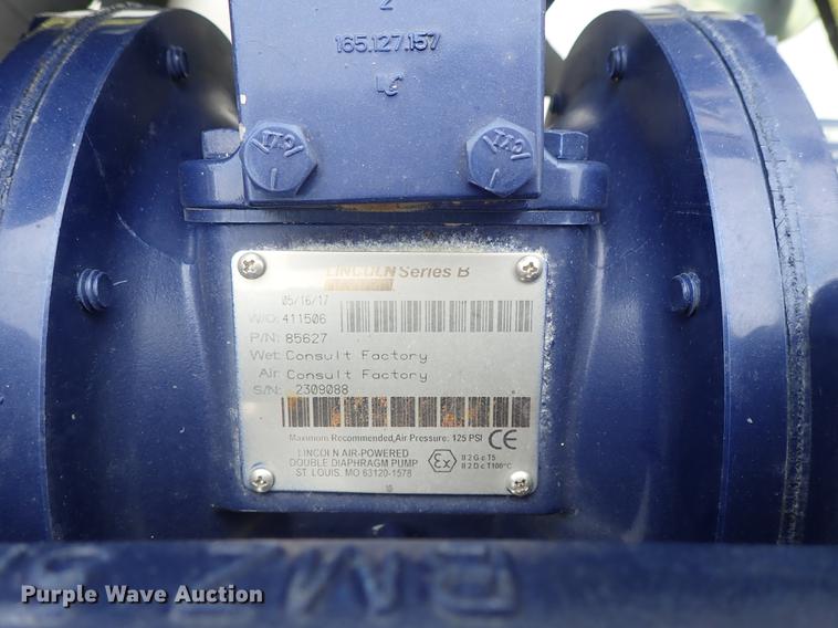 image for item DF1204 2011 Dodge Ram 5500 service truck with crane