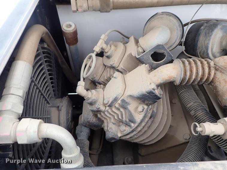 image for item DF1204 2011 Dodge Ram 5500 service truck with crane