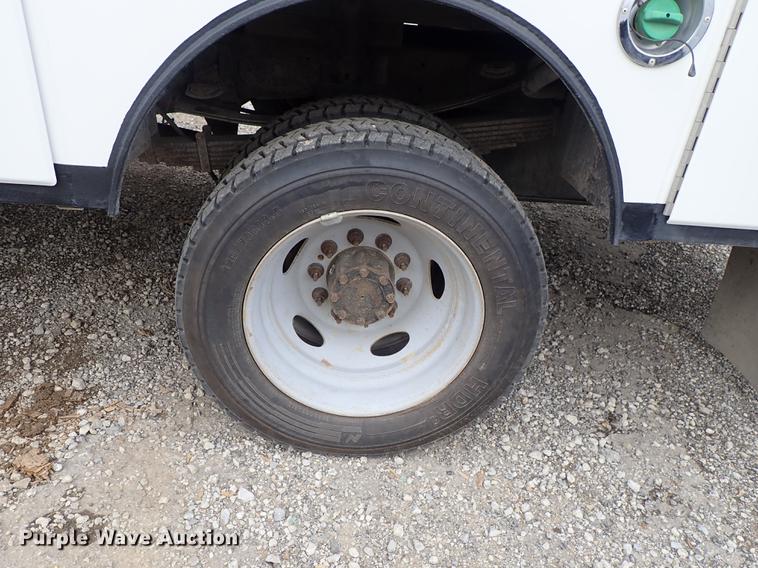 image for item DF1204 2011 Dodge Ram 5500 service truck with crane