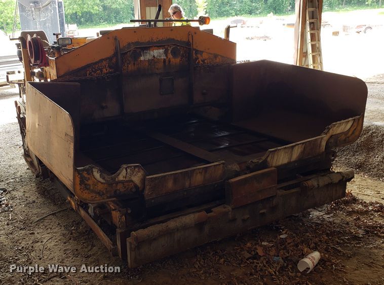 image for item DF3493 2001 LeeBoy L8500T paver