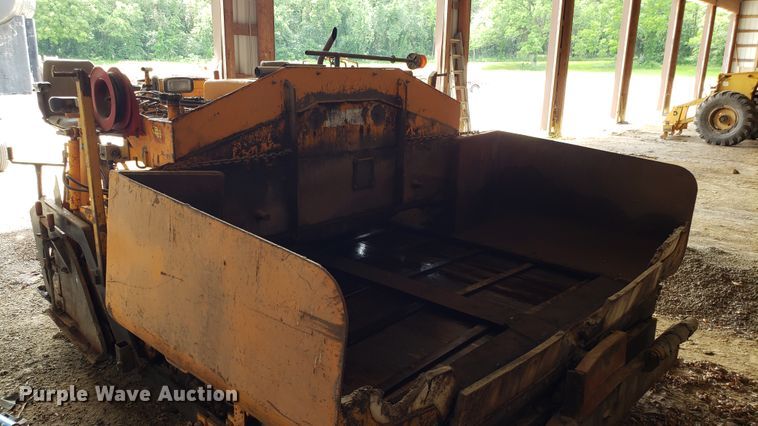 image for item DF3493 2001 LeeBoy L8500T paver