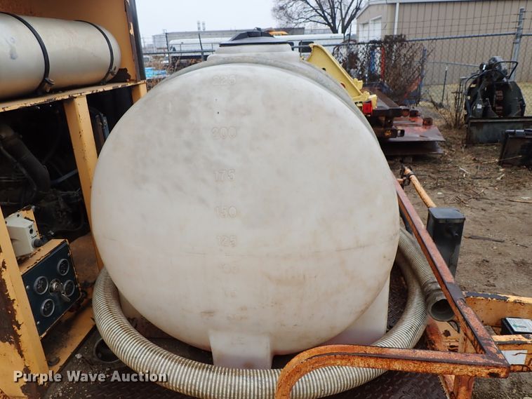 image for item DF8733 2000 Vactron PMD-800DT vacuum trailer