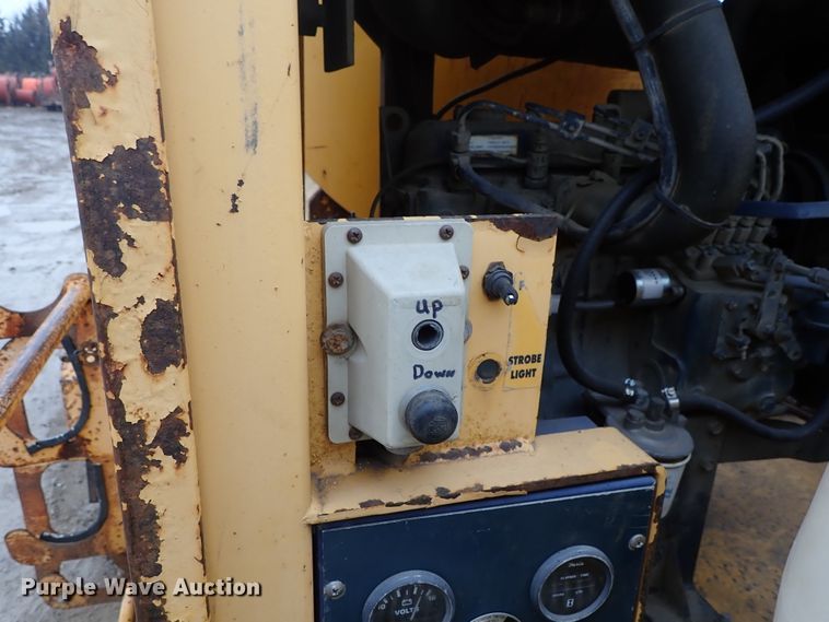 image for item DF8733 2000 Vactron PMD-800DT vacuum trailer