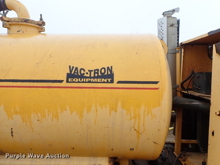 image for item DF8733 2000 Vactron PMD-800DT vacuum trailer