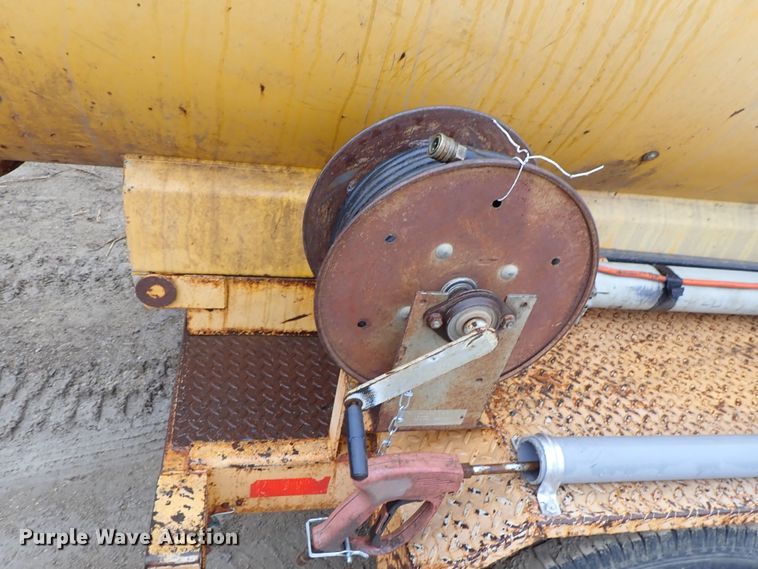 image for item DF8733 2000 Vactron PMD-800DT vacuum trailer