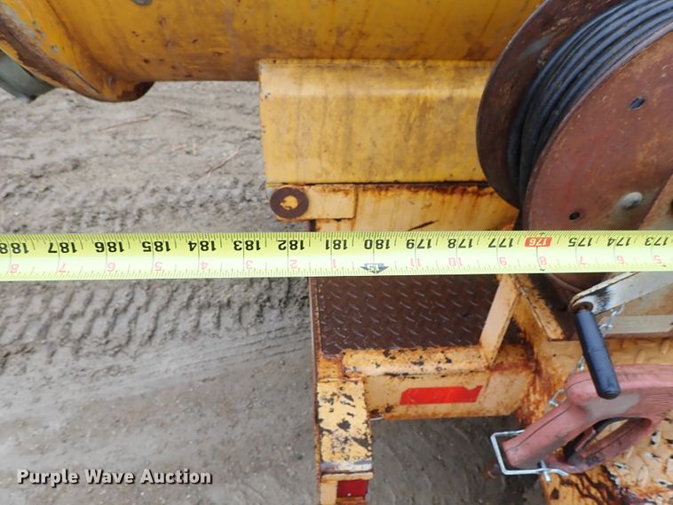 image for item DF8733 2000 Vactron PMD-800DT vacuum trailer