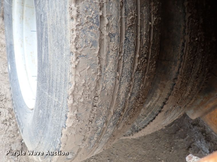 image for item DF8733 2000 Vactron PMD-800DT vacuum trailer