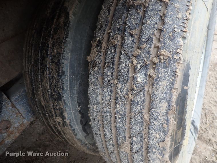 image for item DF8733 2000 Vactron PMD-800DT vacuum trailer