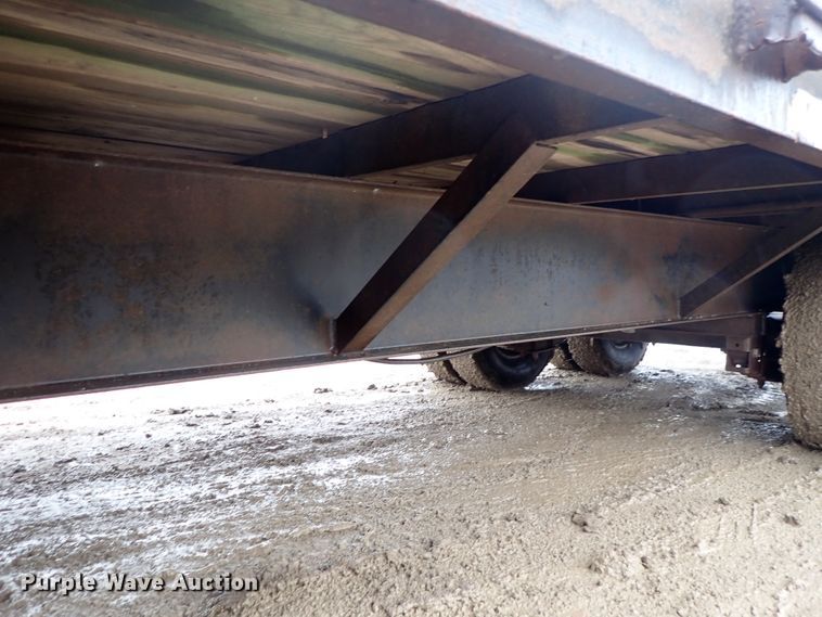 image for item DF8734 1998 PJ equipment trailer