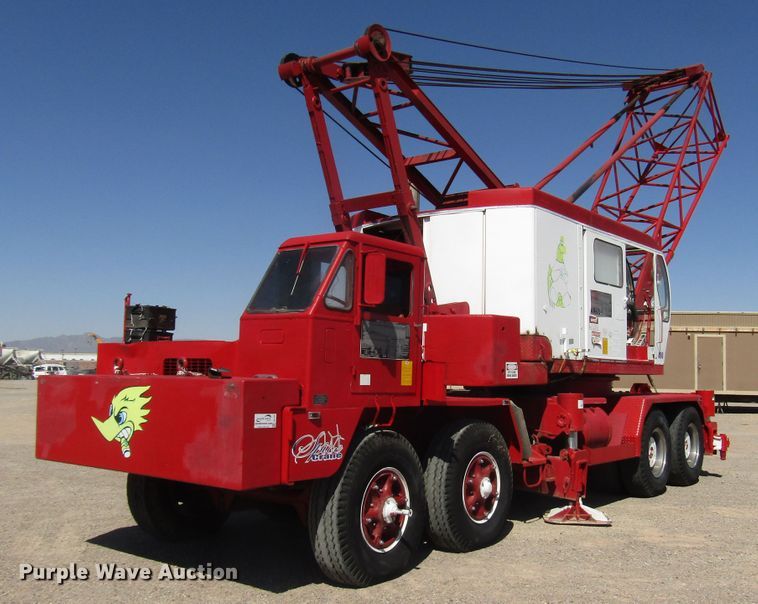 image for item DG1267 P & H 790 TC-90 crane