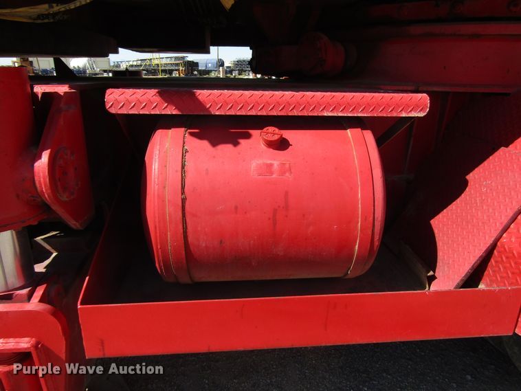 image for item DG1267 P & H 790 TC-90 crane