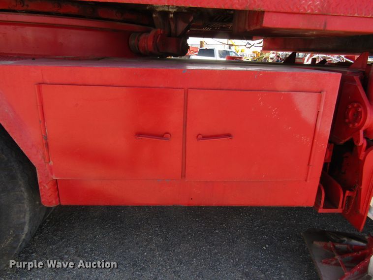 image for item DG1267 P & H 790 TC-90 crane