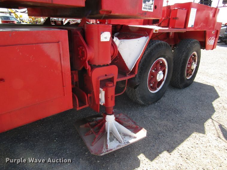 image for item DG1267 P & H 790 TC-90 crane