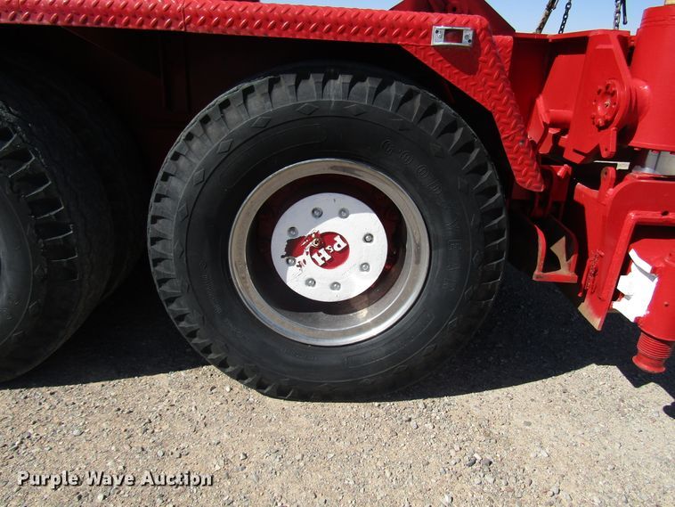 image for item DG1267 P & H 790 TC-90 crane