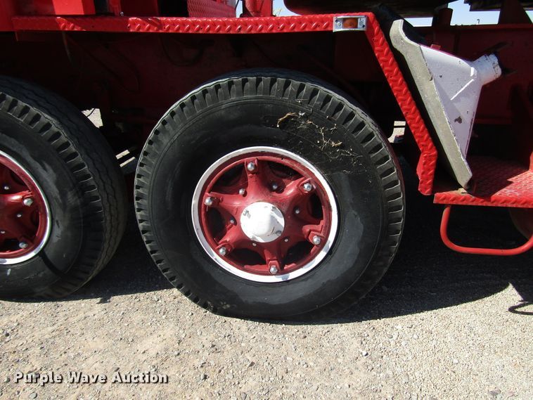 image for item DG1267 P & H 790 TC-90 crane