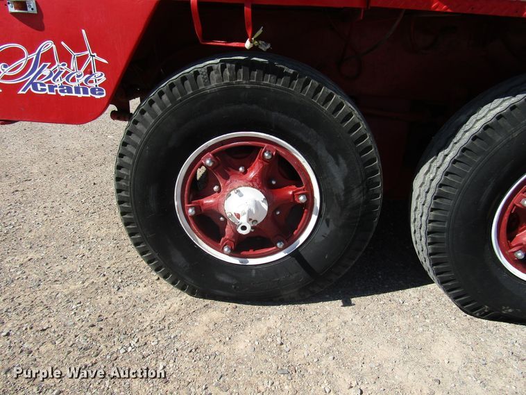 image for item DG1267 P & H 790 TC-90 crane