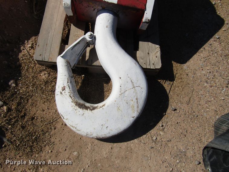 image for item DG1267 P & H 790 TC-90 crane