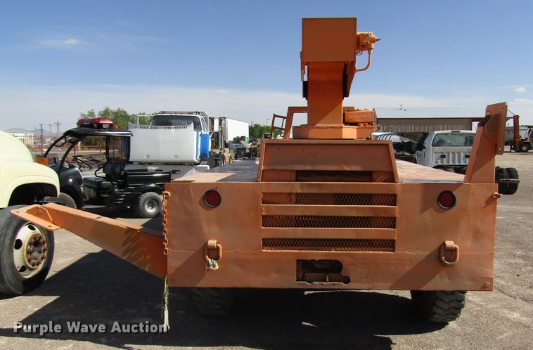 image for item DG1268 Broderson RTR701B crane