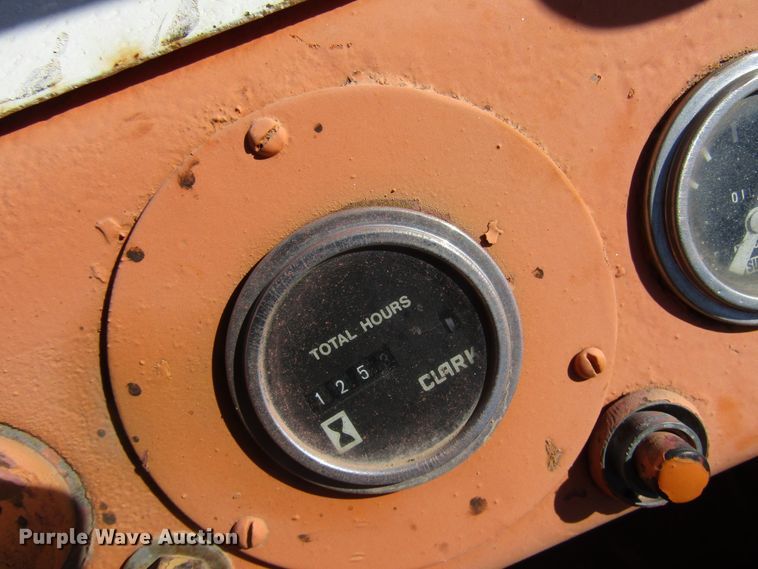 image for item DG1268 Broderson RTR701B crane