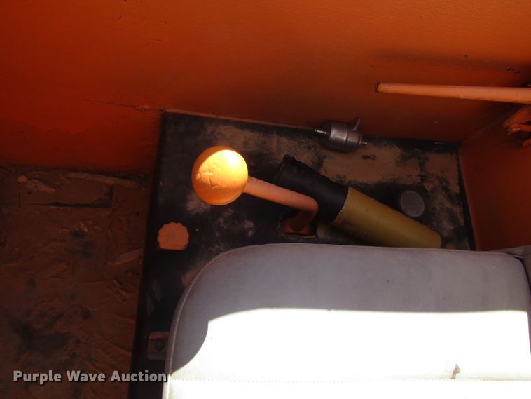 image for item DG1268 Broderson RTR701B crane