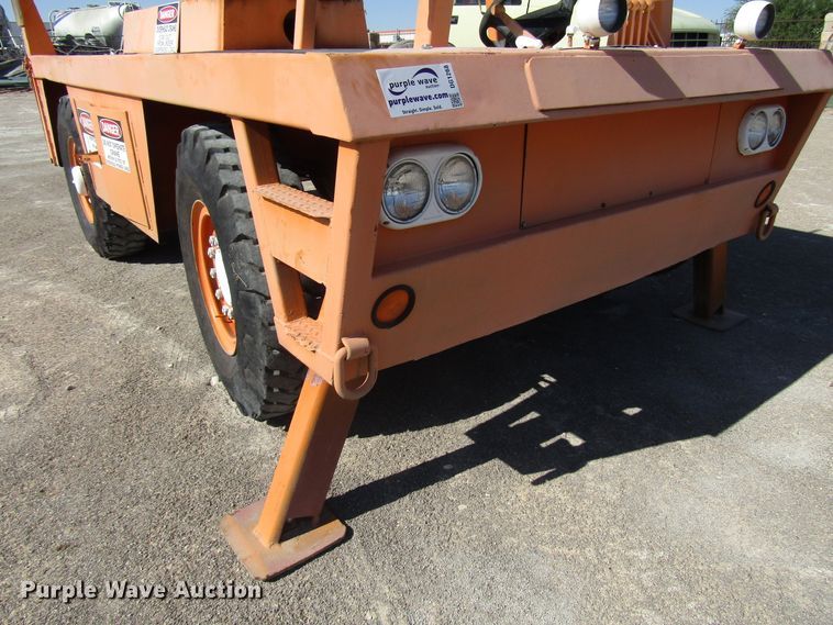 image for item DG1268 Broderson RTR701B crane