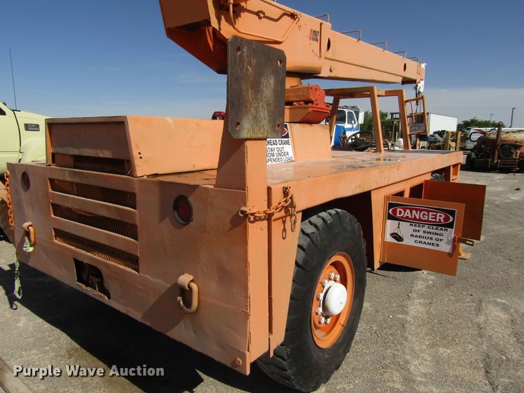 image for item DG1268 Broderson RTR701B crane