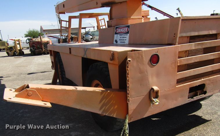 image for item DG1268 Broderson RTR701B crane