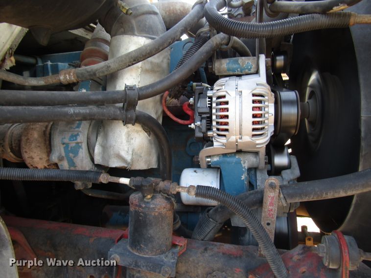 image for item DG1280 2000 International 4900 chipper truck