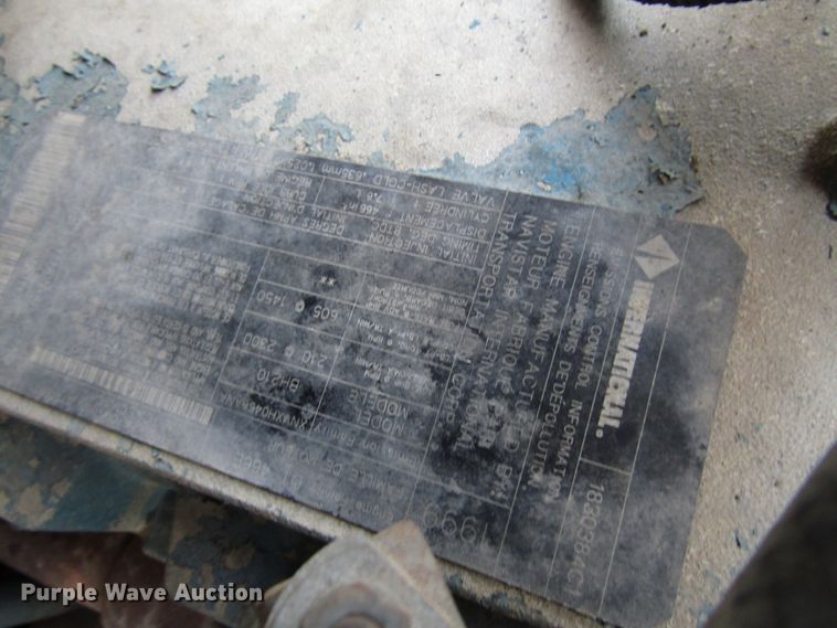 image for item DG1280 2000 International 4900 chipper truck