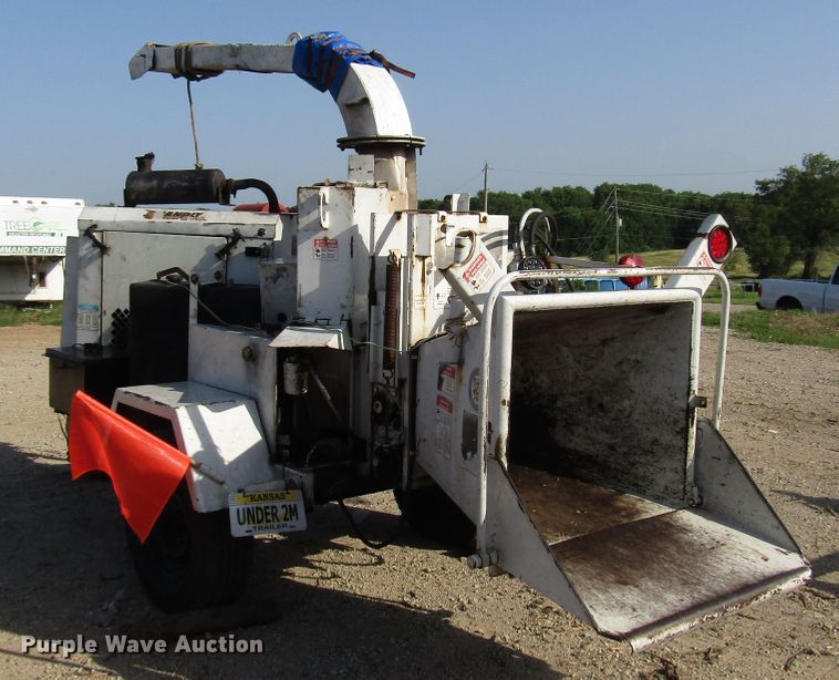 image for item DG1281 Bandit 200XP wood chipper