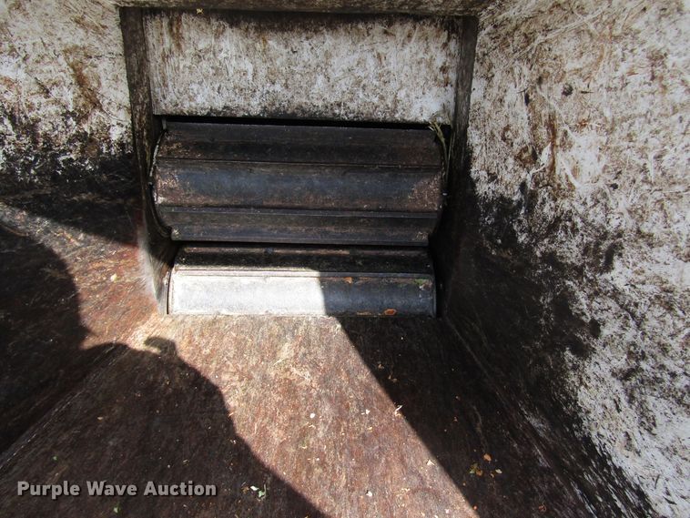 image for item DG1281 Bandit 200XP wood chipper